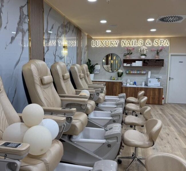 Luxury Nails Spa Kaiserslautern (1)